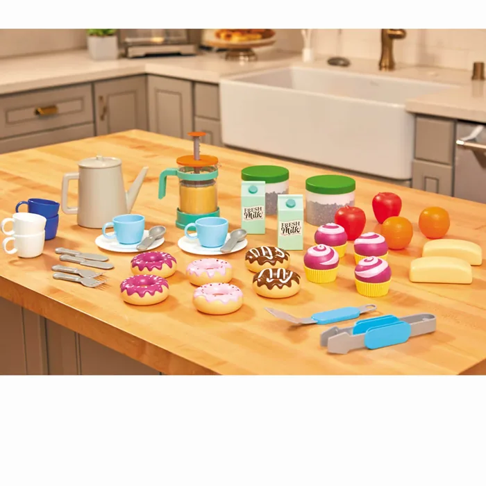 Café & Bakery - Image 7